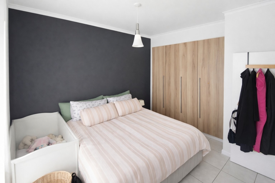 1 Bedroom Property for Sale in De Zicht Estate Western Cape